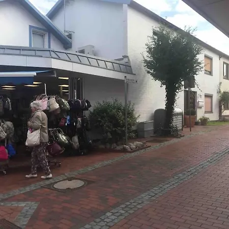 아파트 Schone Ruhige 1 Raum Im Zentrum Von 부숨